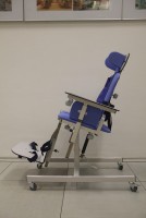 Учебное место учащегося с нарушением ОДА (р. гр. 1,15-1,6 м, столешница из фанеры) - fgospostavki.ru - Артёмовский